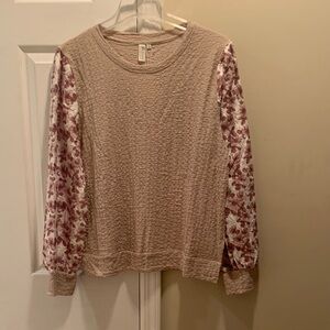 Hayden Tan and Brown Floral sleeves Top